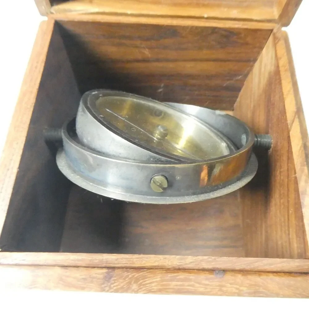 Brass Compass w/Wooden Box Nautical Maritime Vintage Style